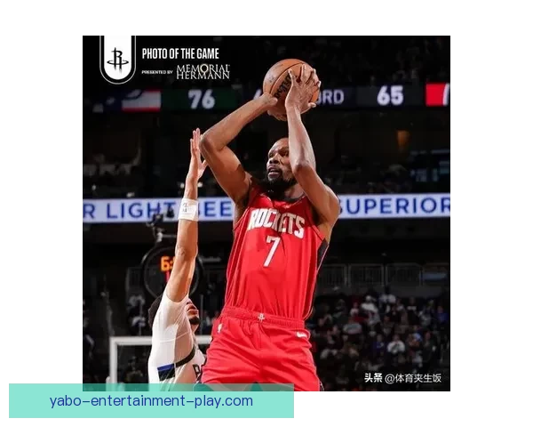 火箭是否后悔交易怀特18分钟27分6三分替补爆发场均16分成奇兵